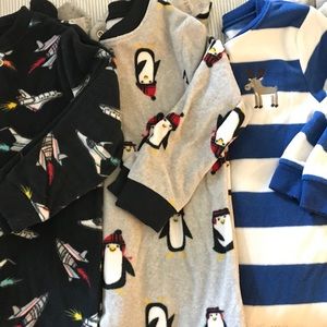 3T fleece footie jammies - lot